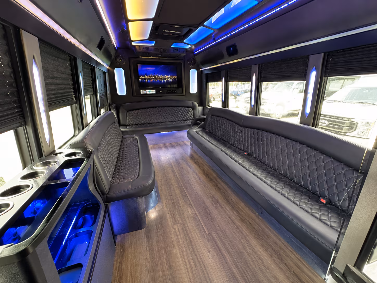 bus rentals to winery events and wine dinners along the main line