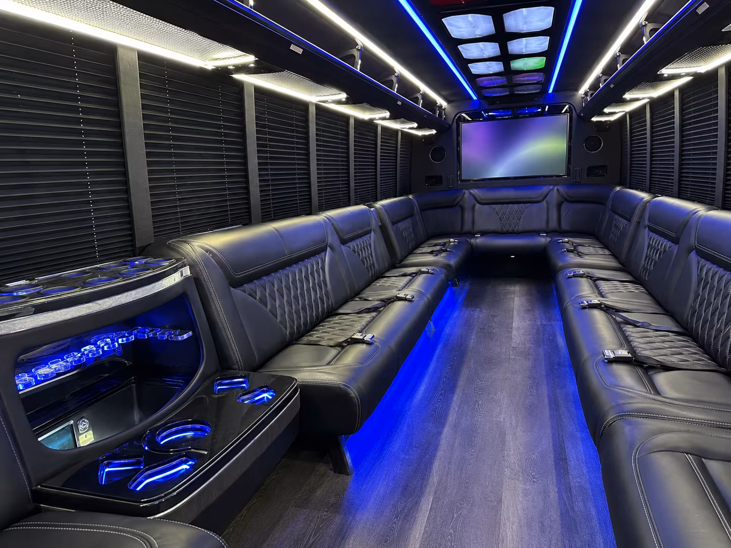 philadelphia 20 passenger party bus inside